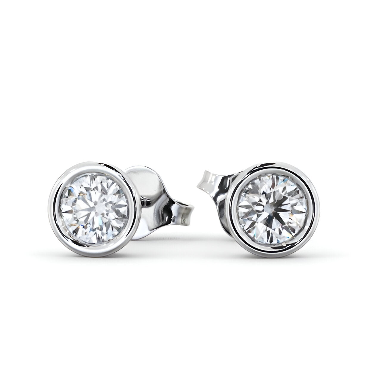 14kt White Gold 1.00ctw Lab Grown Round Diamond Bezel Stud Earrings