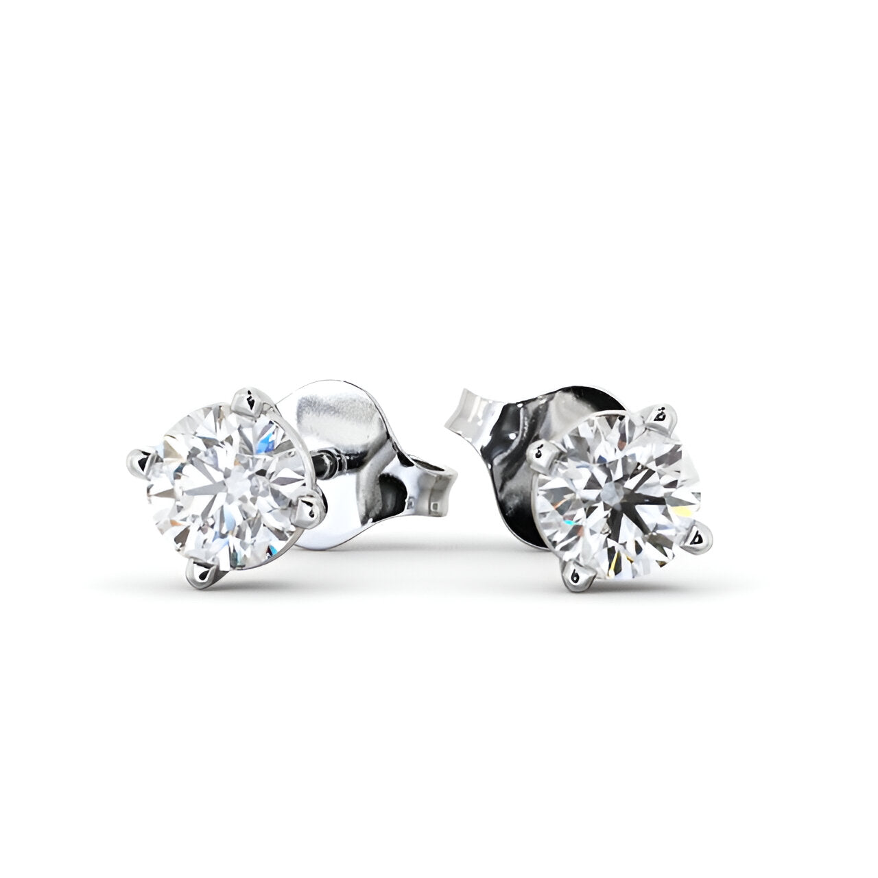14kt White Gold 1.00ctw Lab Grown Round Diamond Four Claw Stud Earrings